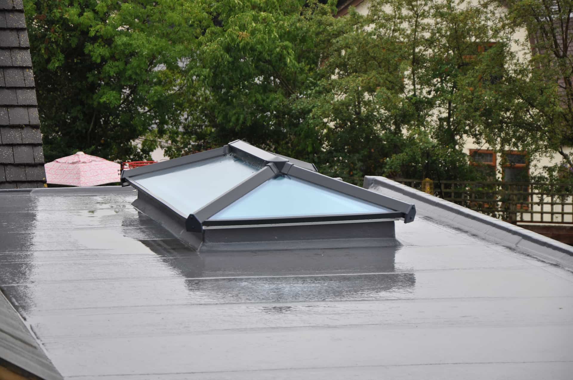 Flat roof installers near me Dartford